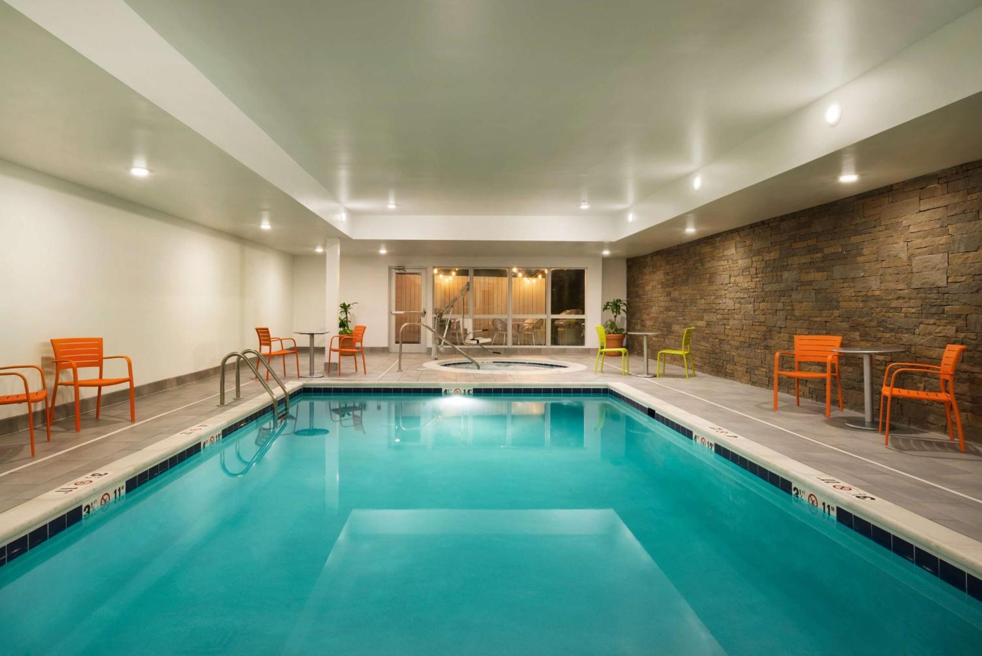 Home2 Suites By Hilton Roanoke Kültér fotó
