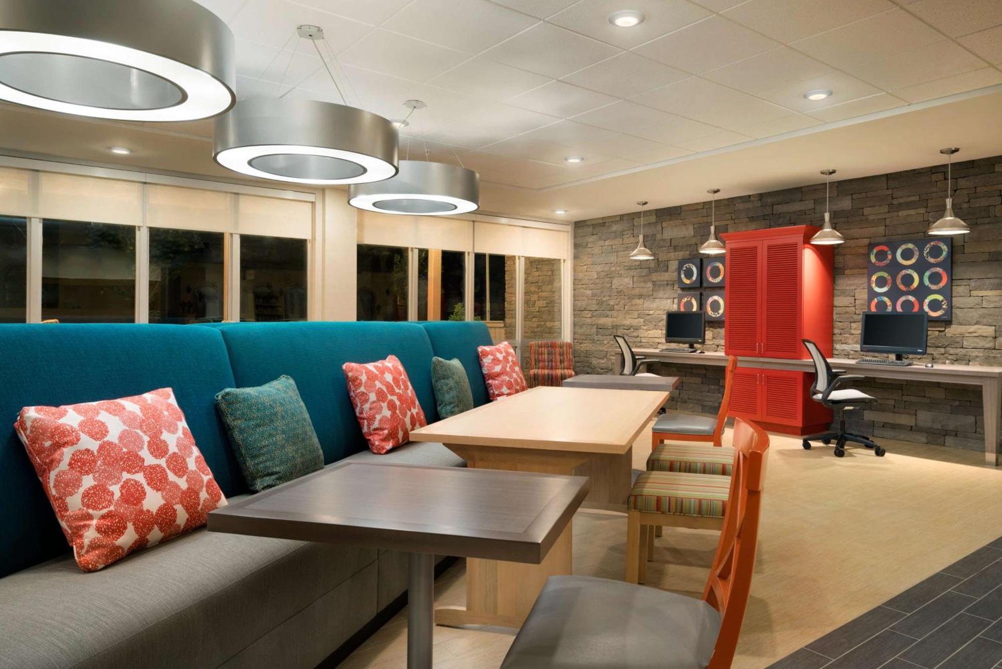 Home2 Suites By Hilton Roanoke Kültér fotó